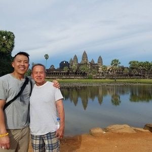 Meet your Posher, Loni